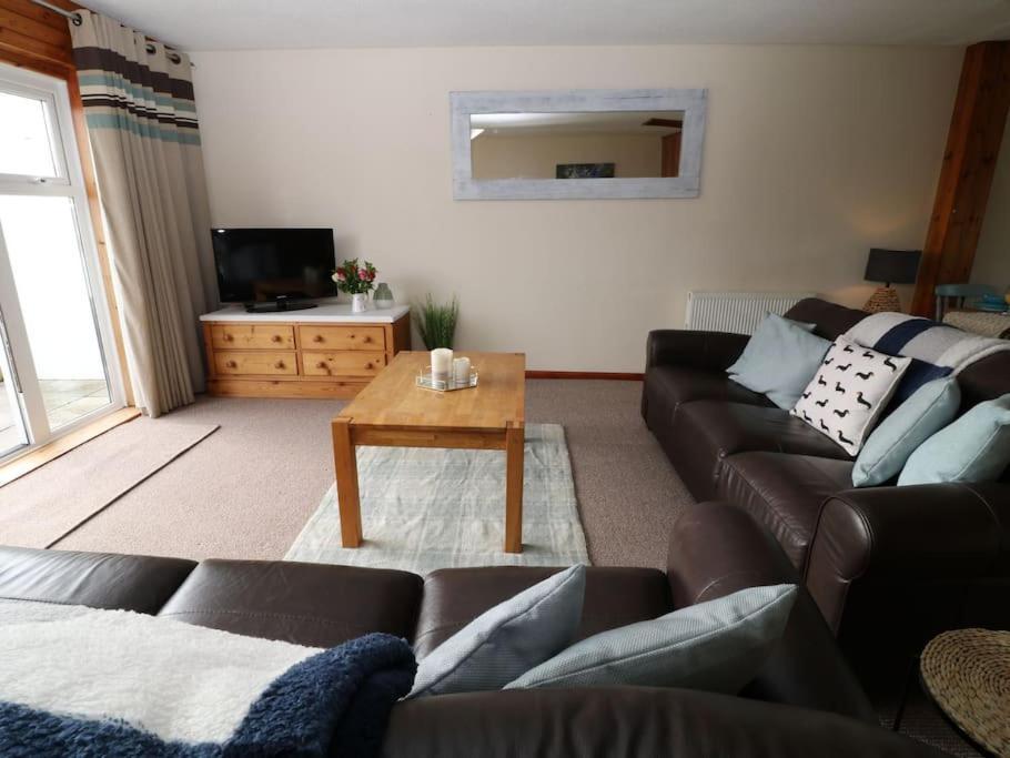 Cheerful Spacious 2 Bedroom St Anns 12 Holiday home *